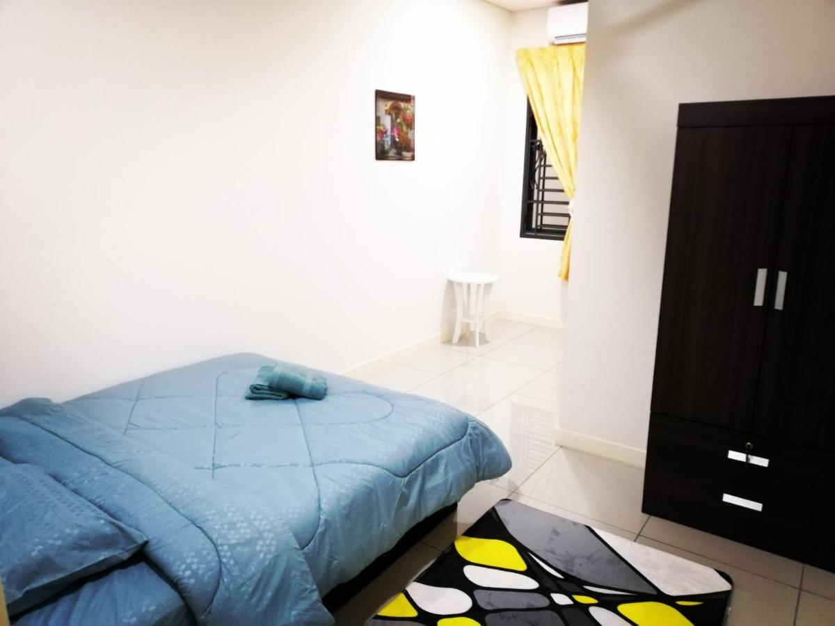 A&D Home-Stay @Kota Warisan, เซปัง ภายนอก รูปภาพ