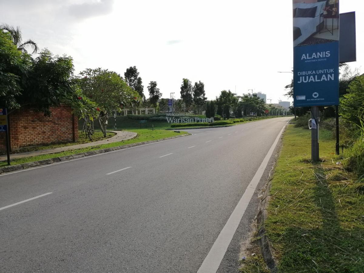A&D Home-Stay @Kota Warisan, เซปัง ภายนอก รูปภาพ